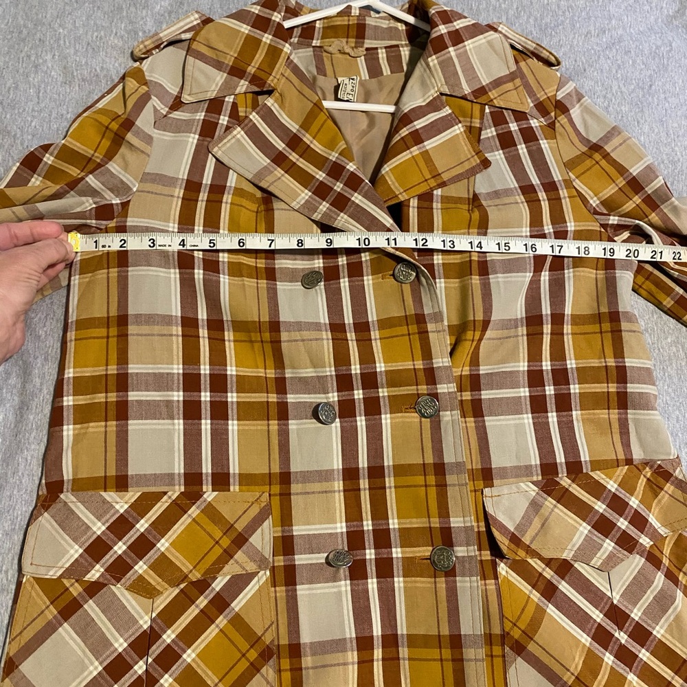 Timeless Trench coat Vintage 1970’ish Preppy  jacket Rare/distinctive buttons - Picture 9 of 13